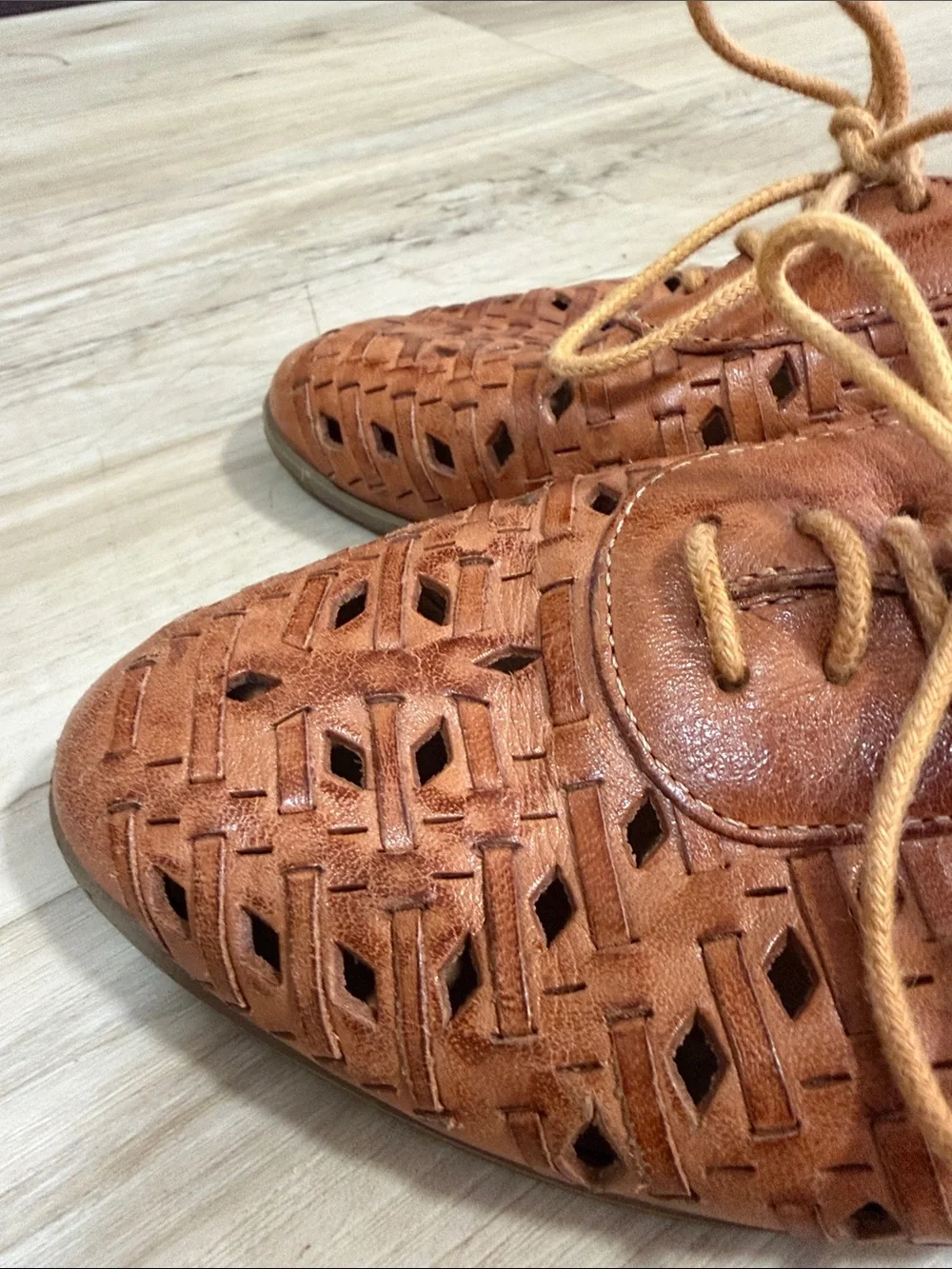 Brown Leather Huarache Oxford Flats Size Marked 38 40 Woven Boho Shoes
